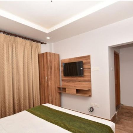Hotel Castle Residency Shillong Esterno foto