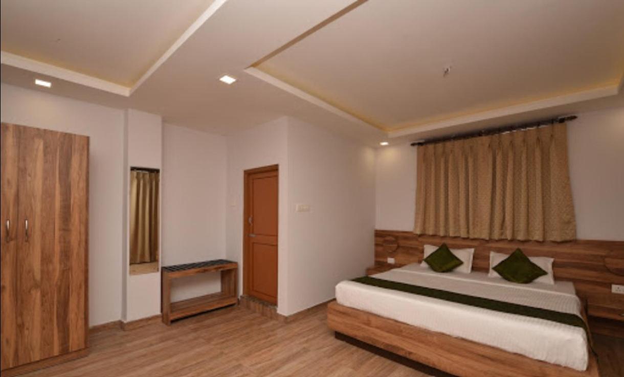 Hotel Castle Residency Shillong Esterno foto