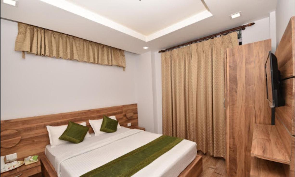Hotel Castle Residency Shillong Esterno foto